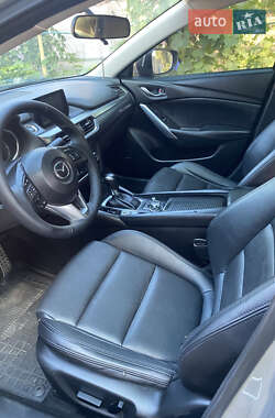 Седан Mazda 6 2015 в 