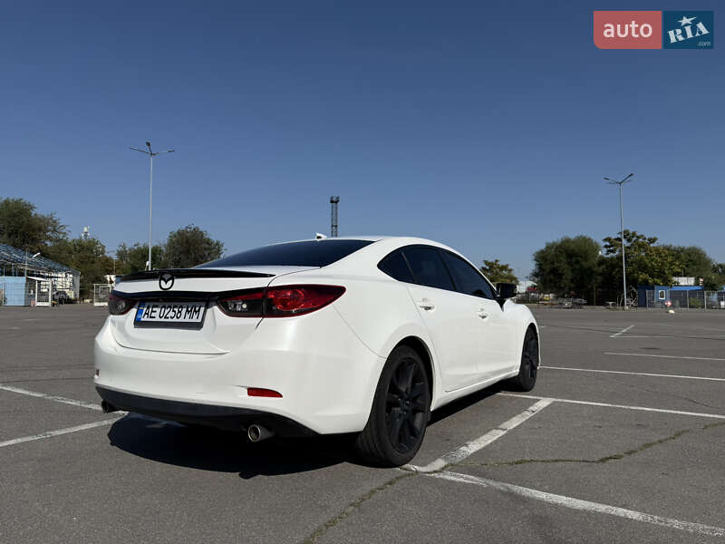 Седан Mazda 6 2013 в Днепре