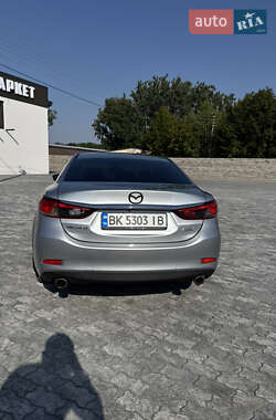 Седан Mazda 6 2016 в 