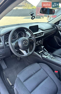 Седан Mazda 6 2016 в 