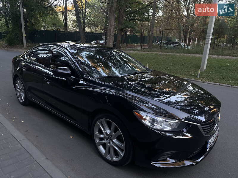 Седан Mazda 6 2014 в 