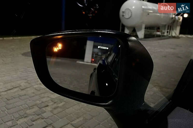 Седан Mazda 6 2018 в Днепре