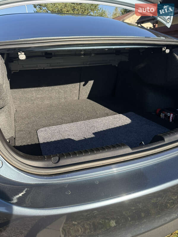 Седан Mazda 6 2014 в Киеве