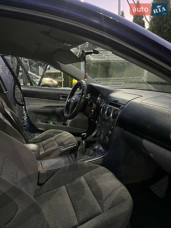 Седан Mazda 6 2003 в Коростене