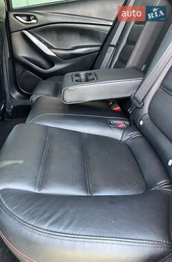 Седан Mazda 6 2014 в 