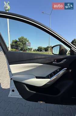 Седан Mazda 6 2015 в 