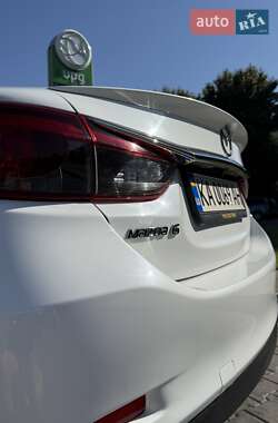 Седан Mazda 6 2015 в 