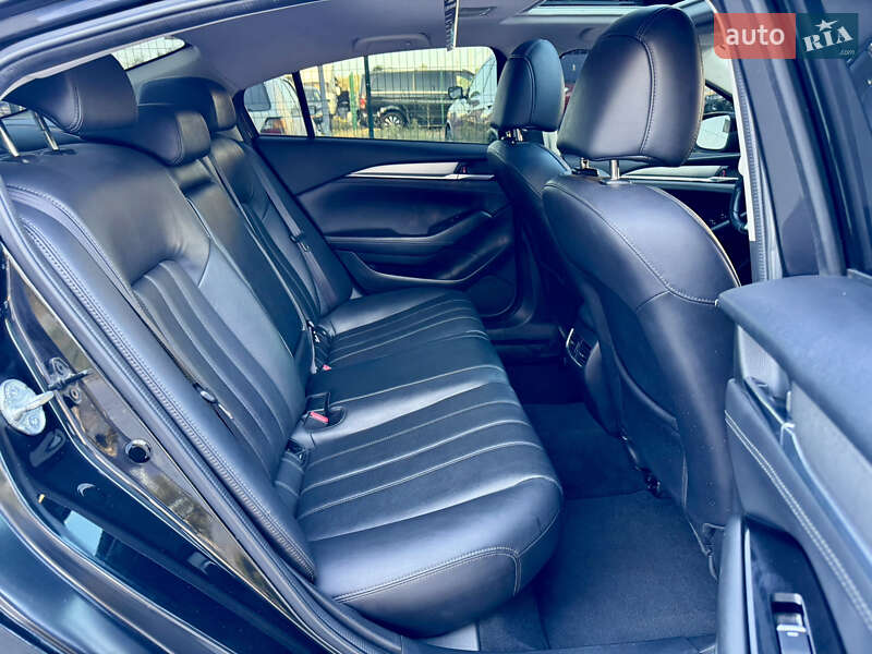 Седан Mazda 6 2018 в Киеве