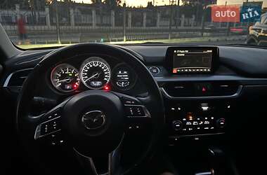 Седан Mazda 6 2016 в 