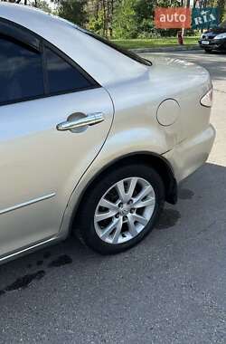 Седан Mazda 6 2004 в 
