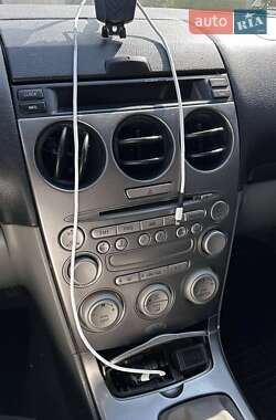 Седан Mazda 6 2004 в 