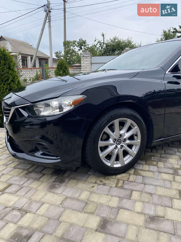 Седан Mazda 6 2017 в Каневе