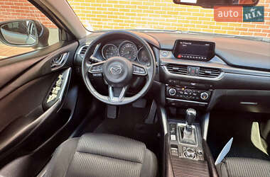 Седан Mazda 6 2017 в 