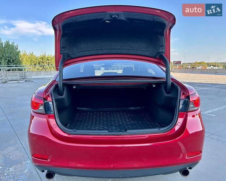 Седан Mazda 6 2016 в Киеве