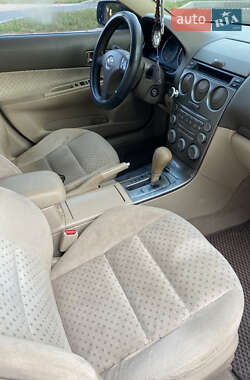 Седан Mazda 6 2004 в 
