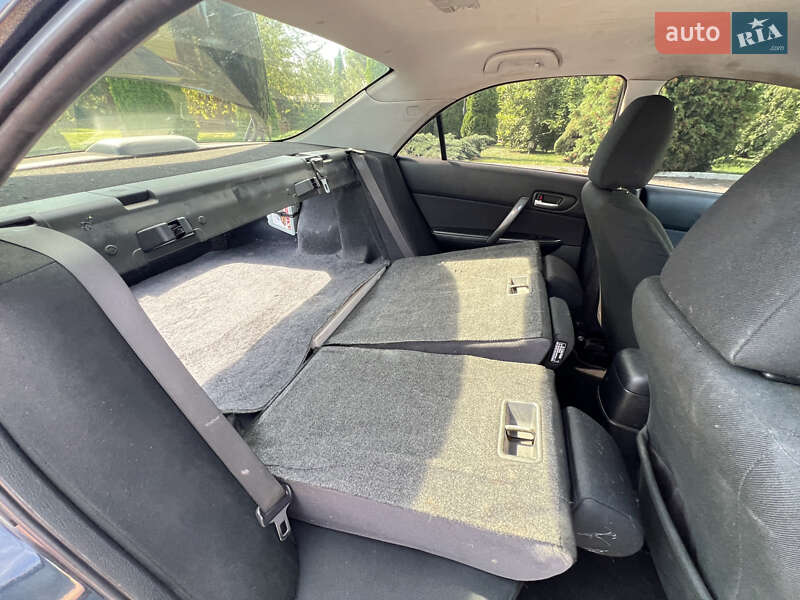 Седан Mazda 6 2006 в Мостиске