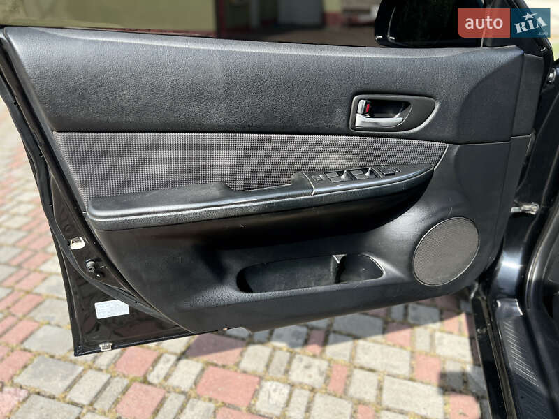 Седан Mazda 6 2006 в Мостиске