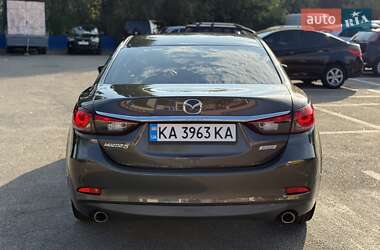 Седан Mazda 6 2016 в 
