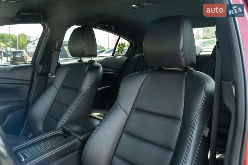 Седан Mazda 6 2017 в Черновцах