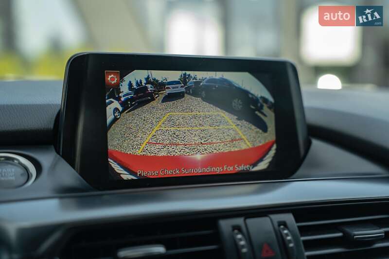 Седан Mazda 6 2017 в Черновцах