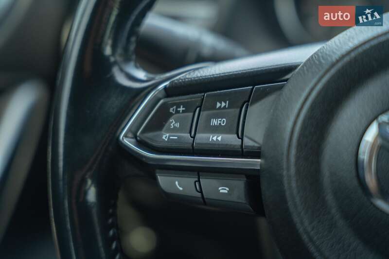 Седан Mazda 6 2017 в Черновцах