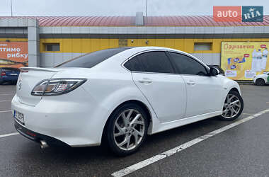 Седан Mazda 6 2011 в 