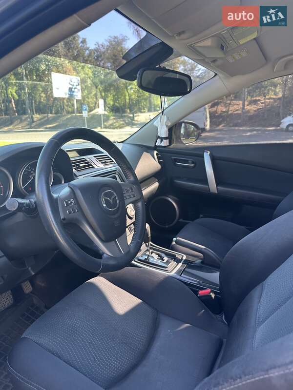 Седан Mazda 6 2008 в Днепре