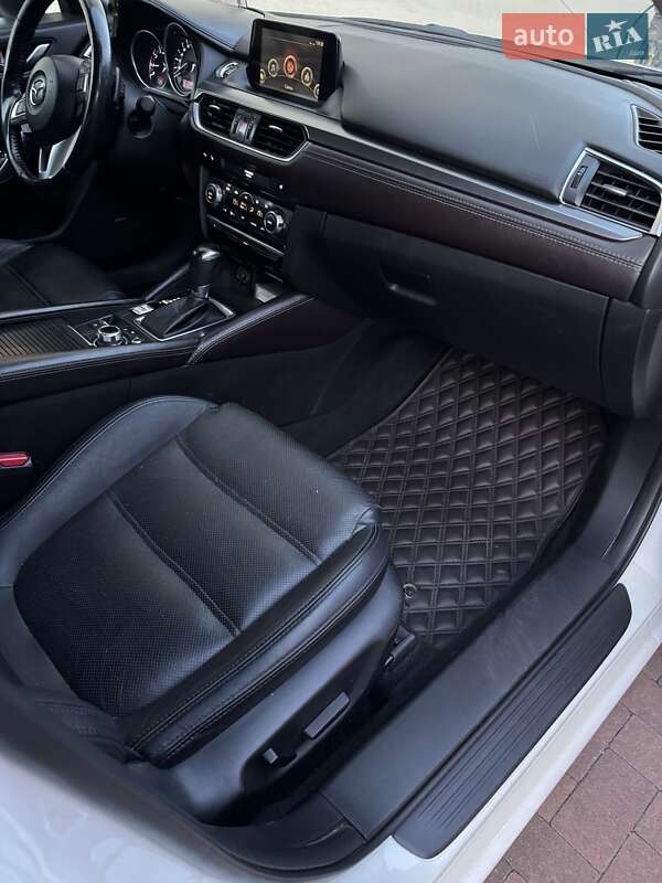 Седан Mazda 6 2015 в Києві