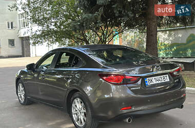 Седан Mazda 6 2016 в 