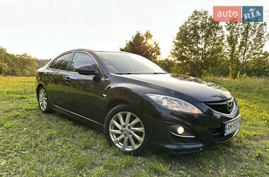 Седан Mazda 6 2010 в 