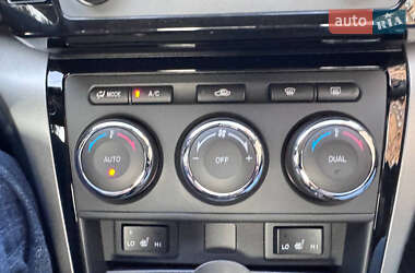 Седан Mazda 6 2010 в 