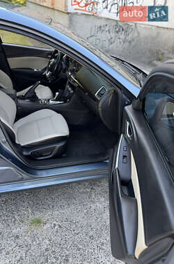 Седан Mazda 6 2013 в 