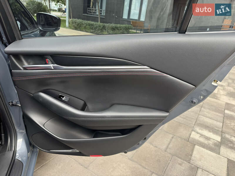 Седан Mazda 6 2021 в Киеве