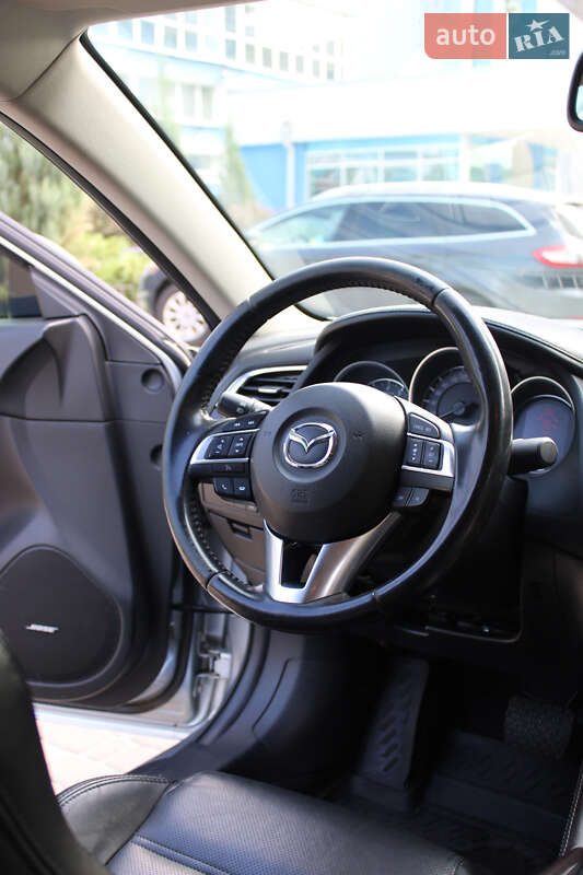 Седан Mazda 6 2015 в Киеве