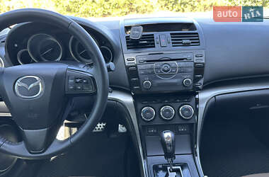Седан Mazda 6 2011 в 