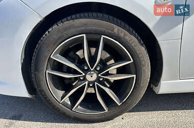 Седан Mazda 6 2011 в 