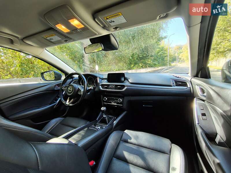 Седан Mazda 6 2017 в Киеве