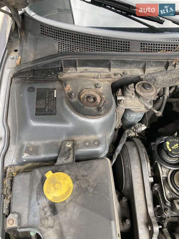 Лифтбек Mazda 6 2002 в Киеве