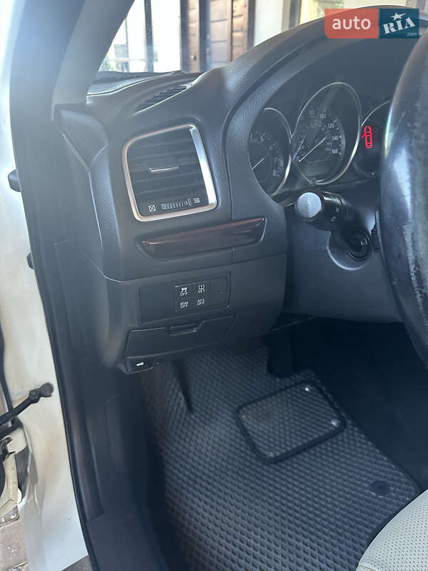 Седан Mazda 6 2013 в Ходосовке