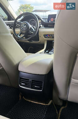 Седан Mazda 6 2021 в 