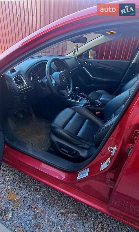 Седан Mazda 6 2014 в Львове