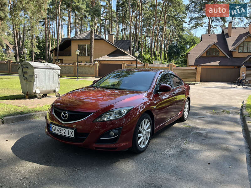 Седан Mazda 6 2011 в Чернигове