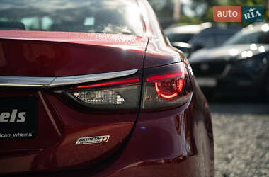 Седан Mazda 6 2016 в 