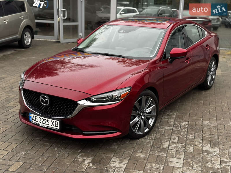 Седан Mazda 6 2018 в Днепре