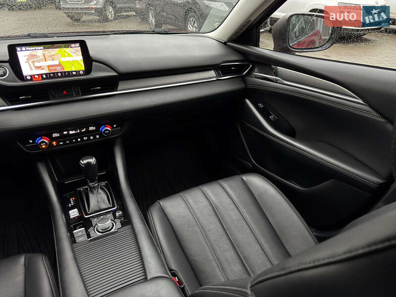 Седан Mazda 6 2018 в Днепре