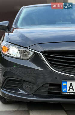 Седан Mazda 6 2015 в 