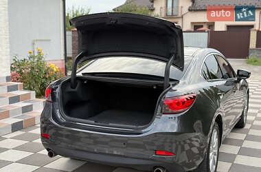 Седан Mazda 6 2015 в 