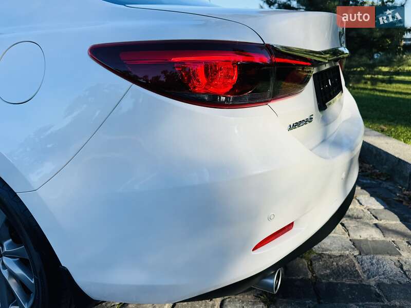 Седан Mazda 6 2016 в Киеве