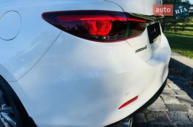 Седан Mazda 6 2016 в 