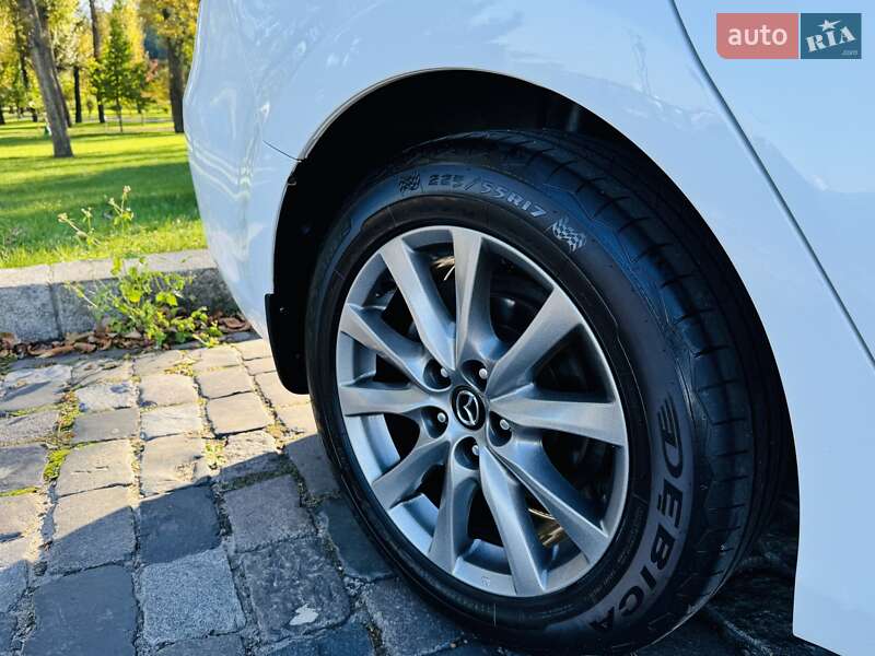 Седан Mazda 6 2016 в Киеве